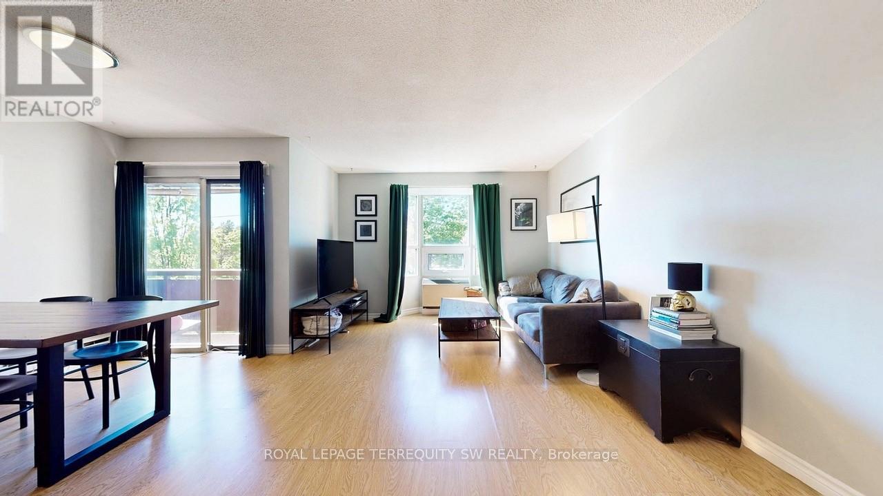 210 - 3835 Lake Shore Boulevard W, Toronto, Ontario  M8W 1R2 - Photo 3 - W12160900