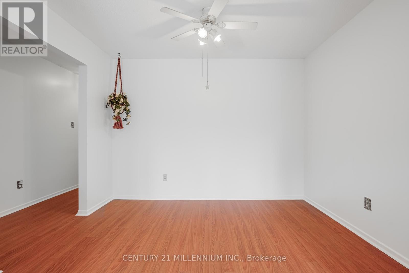 94 Charters Road, Brampton (Madoc), Ontario  L6V 2S5 - Photo 12 - W12160903