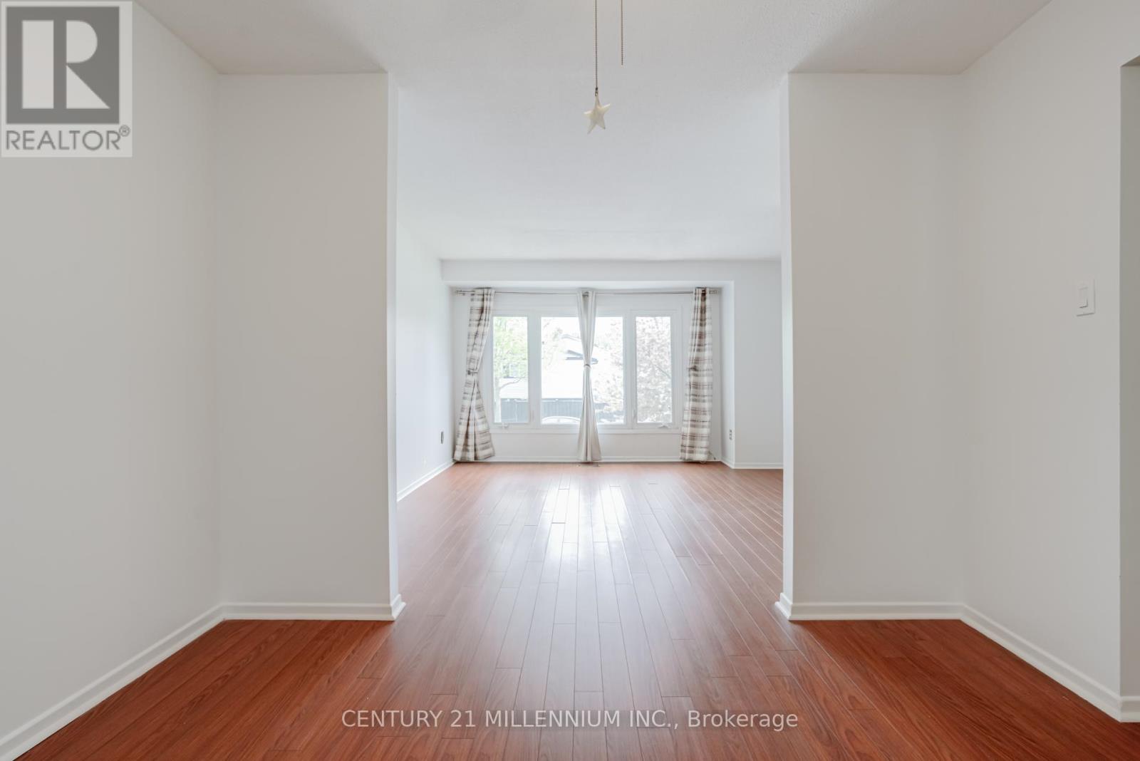 94 Charters Road, Brampton (Madoc), Ontario  L6V 2S5 - Photo 13 - W12160903
