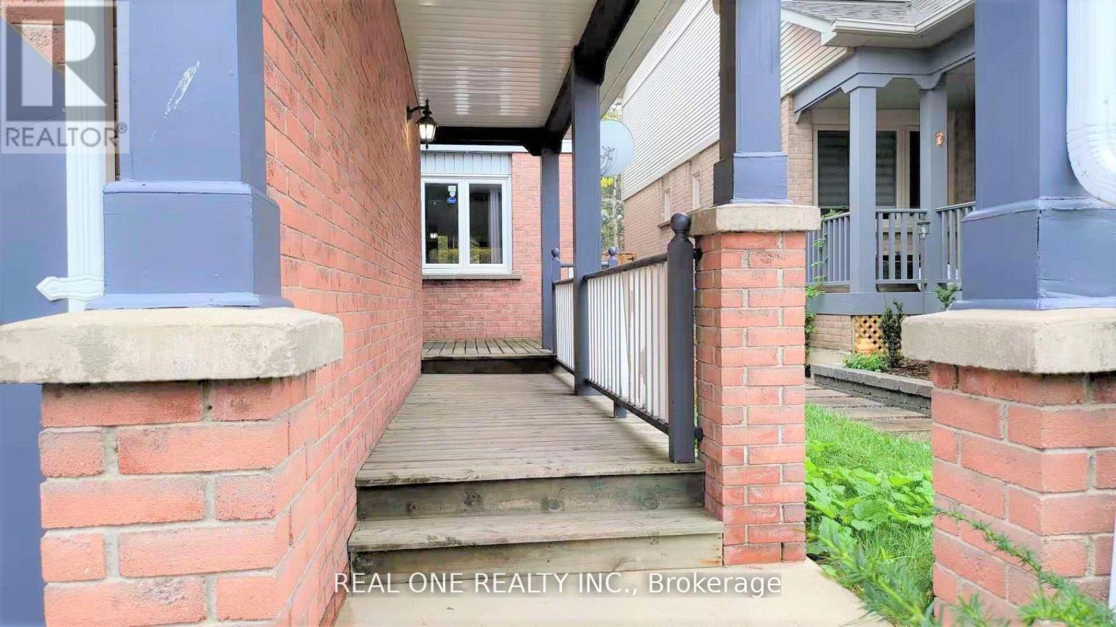 6061 Leeside Crescent, Mississauga (Central Erin Mills), Ontario  L5M 5K6 - Photo 2 - W12160916