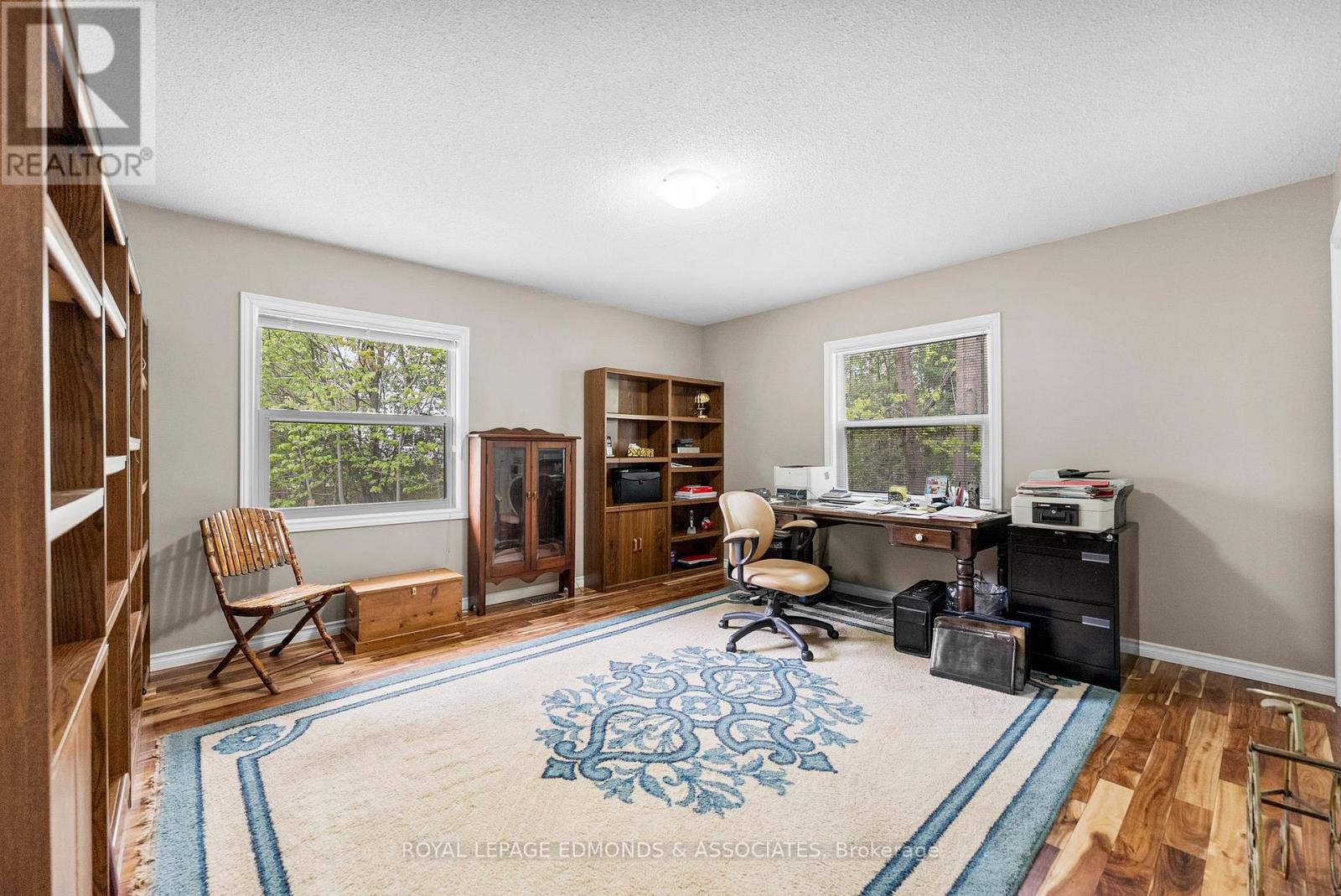 23 Eileen Street, Laurentian Valley, Ontario  K8A 6W2 - Photo 23 - X12160940