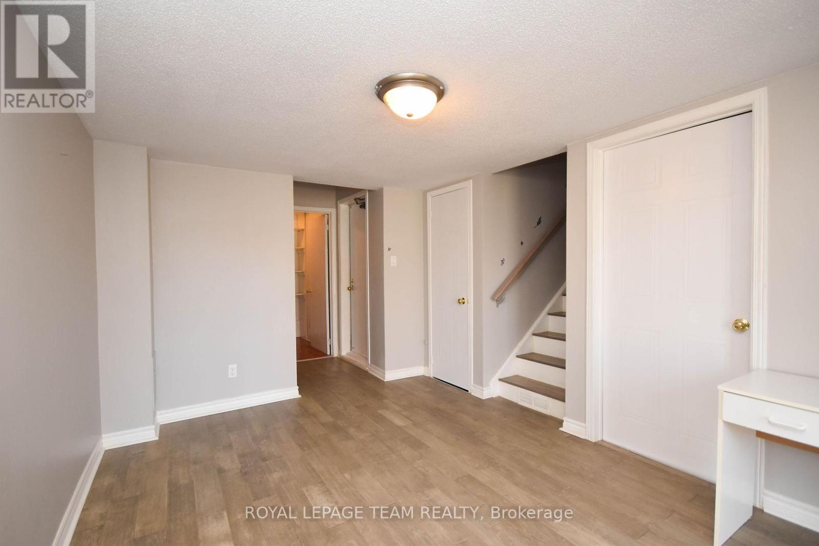 1411 Forge Street E, Ottawa, Ontario  K1T 2V1 - Photo 25 - X12160938