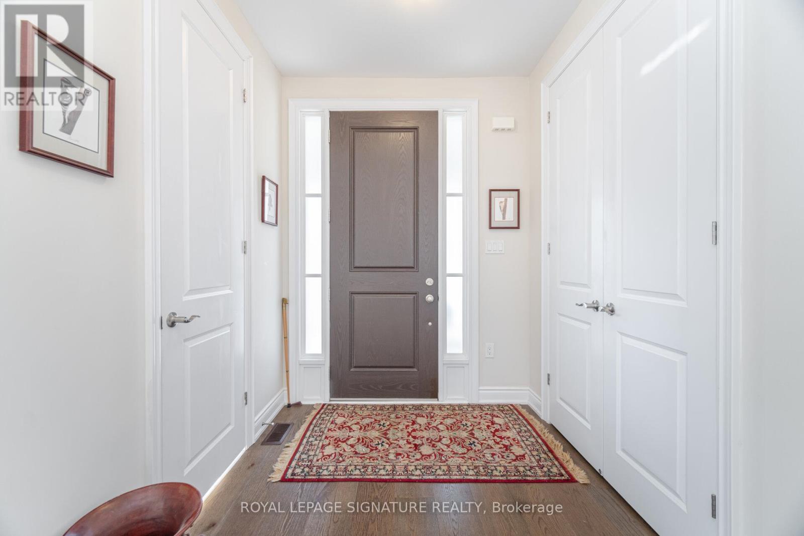 47 Windsor Circle, Niagara-On-The-Lake, Ontario  L0S 1J0 - Photo 5 - X12160923