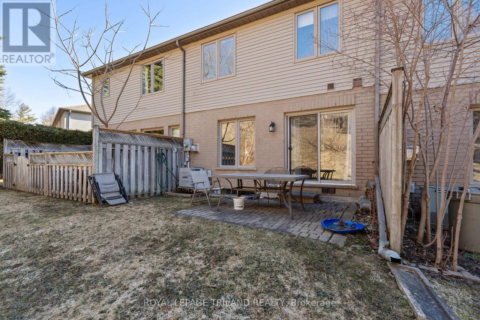 27 - 270 North Centre Road, London North, Ontario  N6G 5E2 - Photo 32 - X12158219