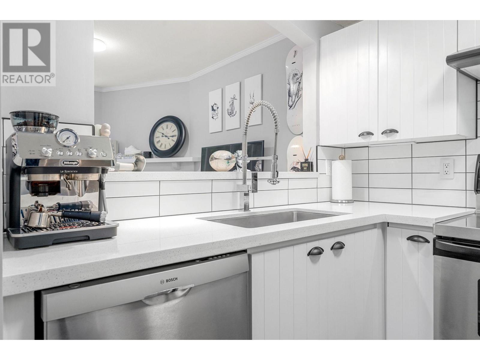 3 995 Lynn Valley Road, North Vancouver, British Columbia  V7J 1Z6 - Photo 13 - R3004924
