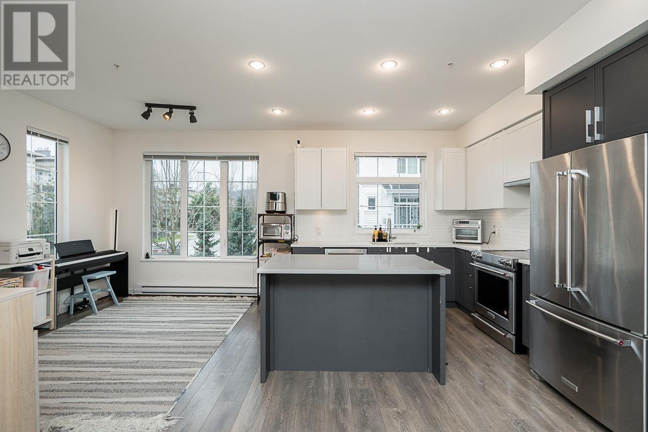 45 2560 Pitt River Road, Port Coquitlam, British Columbia  V3C 0G6 - Photo 10 - R3005036