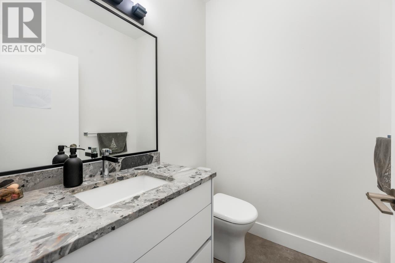 5655 Portland Street, Burnaby, British Columbia  V5J 2R7 - Photo 24 - R3005022
