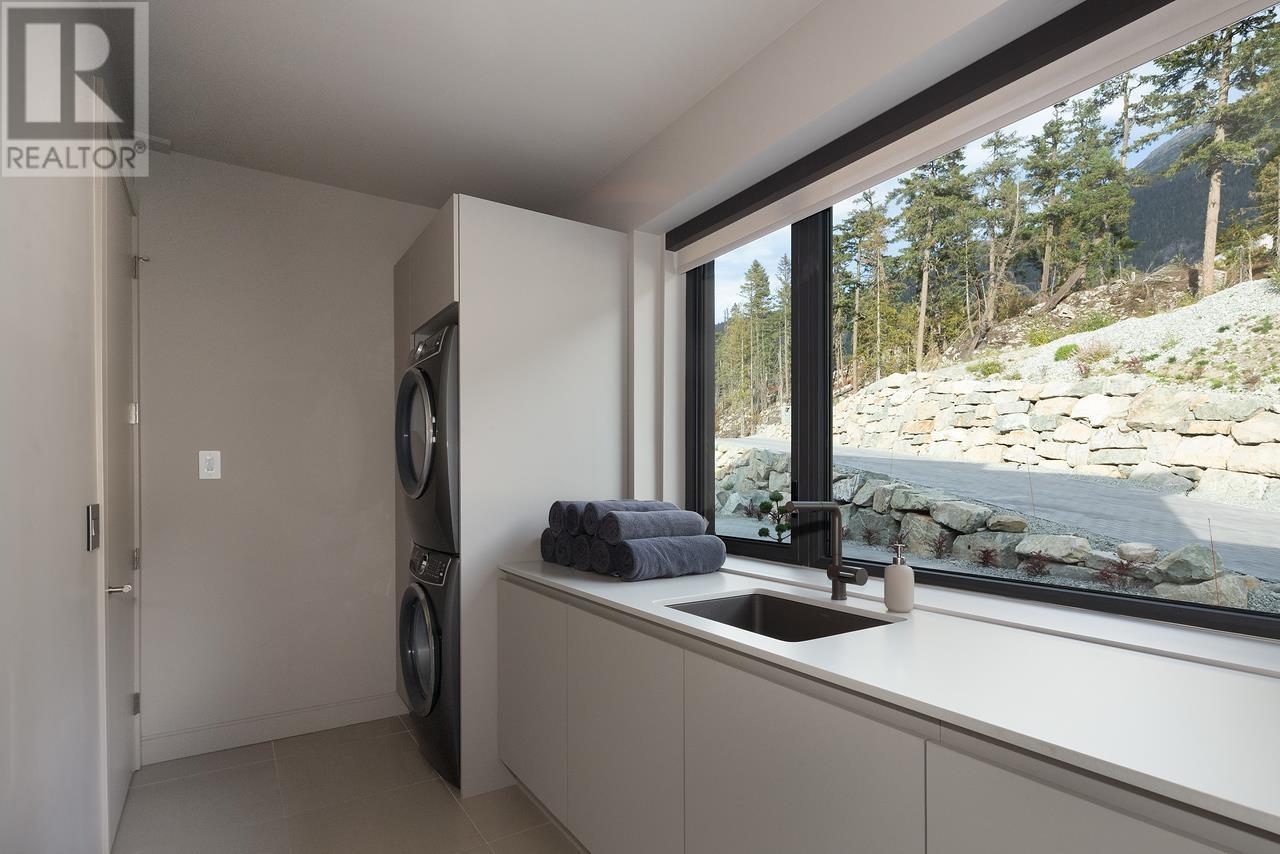 9228 Wedgemount Plateau Drive, Whistler, British Columbia  V8E 1M1 - Photo 38 - R3005023