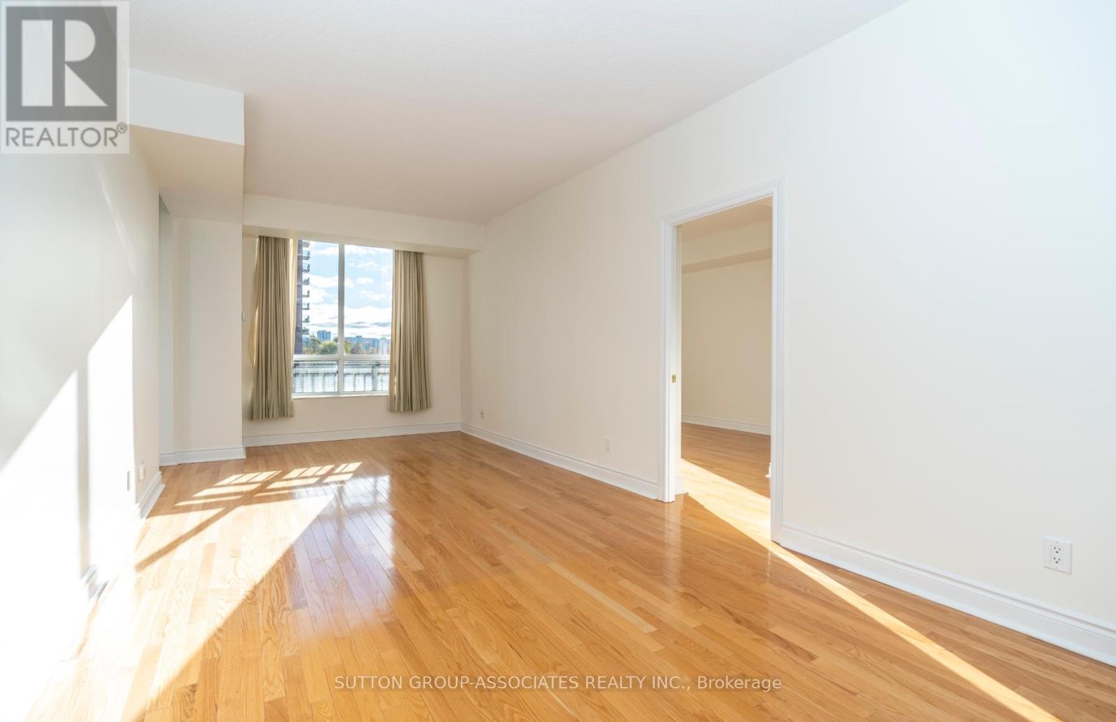 401 - 1101 Leslie Street, Toronto, Ontario  M3C 4G3 - Photo 7 - C12160930