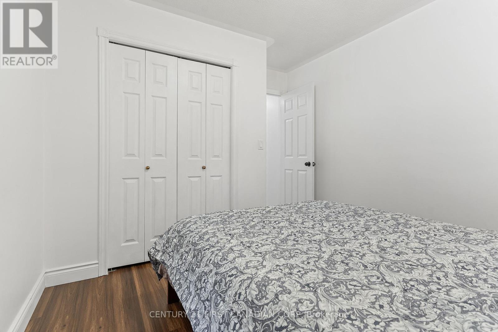 38 St Michaels Street, Norfolk, Ontario  N4B 3C8 - Photo 13 - X12133735
