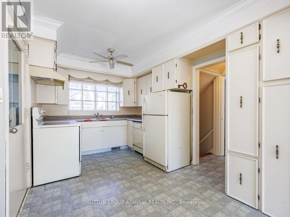 Property at 21 FENWOOD HEIGHTS image 5