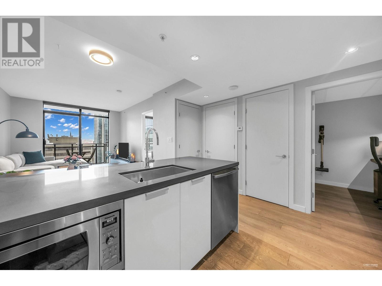 1907 788 Richards Street, Vancouver, British Columbia  V6B 0C7 - Photo 13 - R3004689