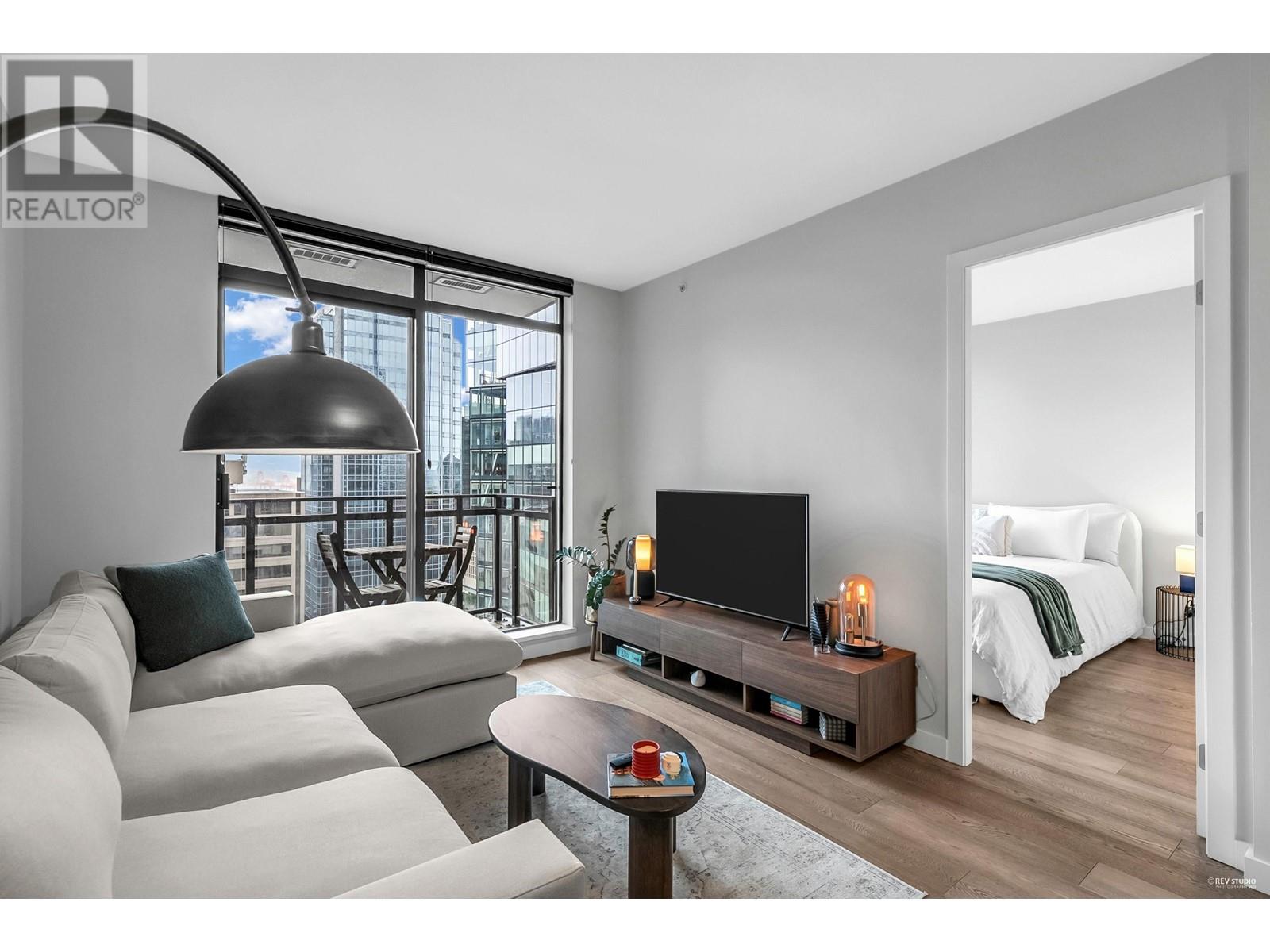 1907 788 Richards Street, Vancouver, British Columbia  V6B 0C7 - Photo 3 - R3004689