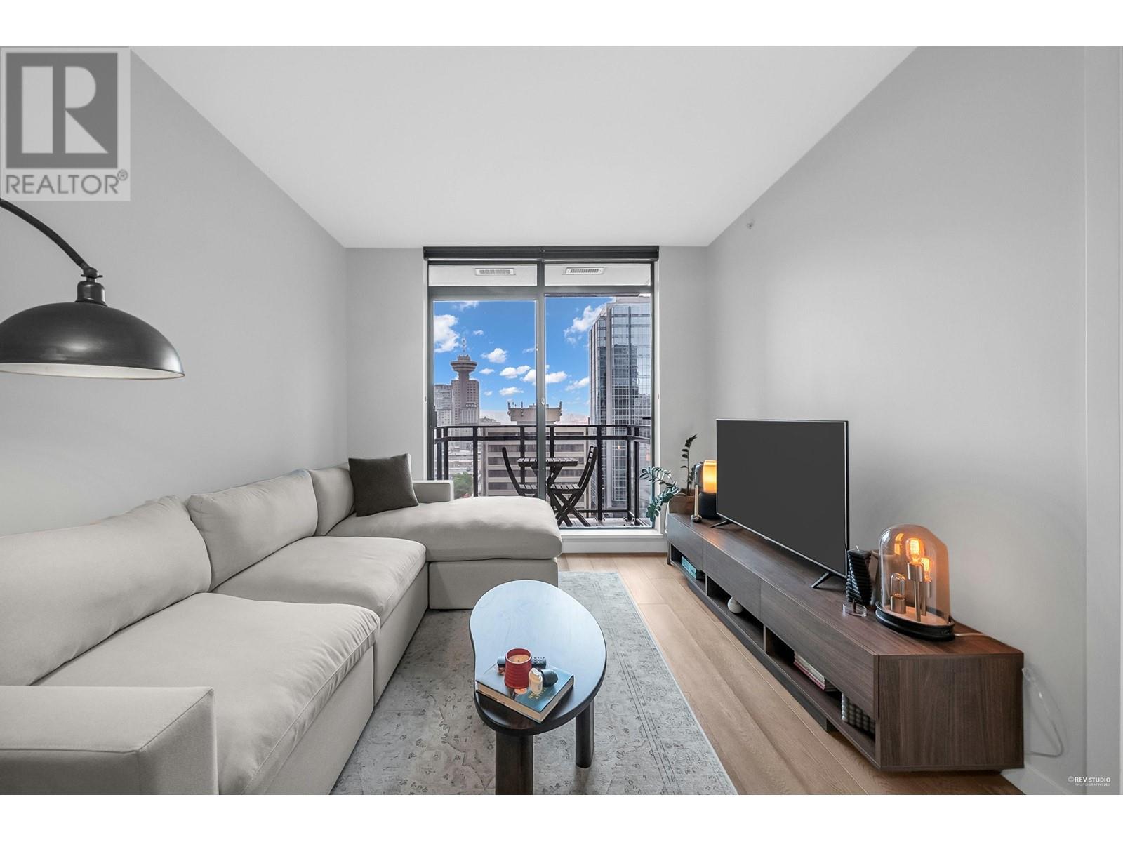 1907 788 Richards Street, Vancouver, British Columbia  V6B 0C7 - Photo 2 - R3004689