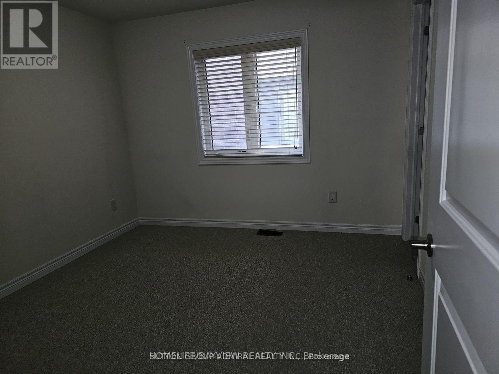 63 Ash Hill Avenue, Caledon (Caledon East), Ontario  L7C 4E8 - Photo 16 - W12160928