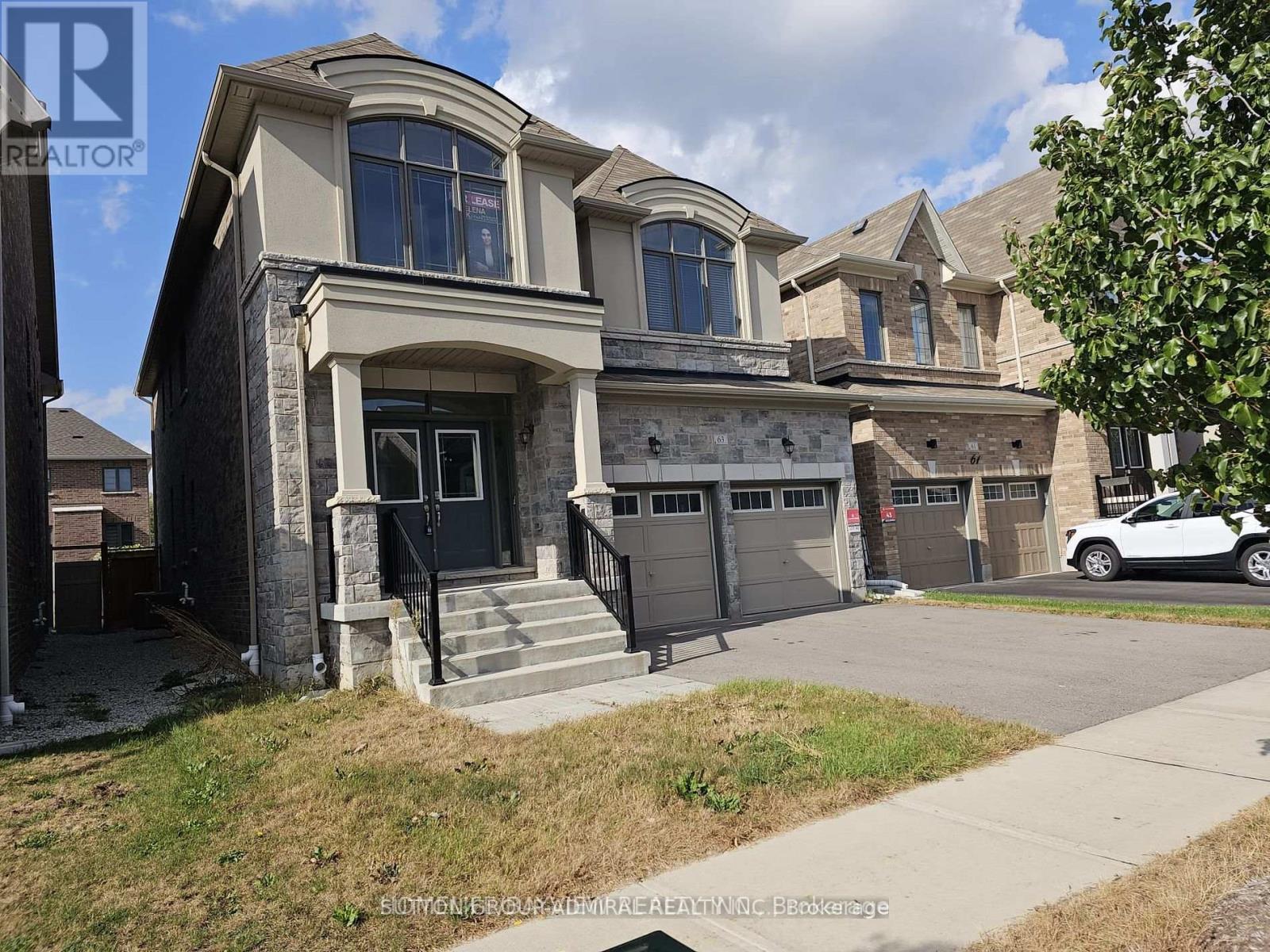 63 Ash Hill Avenue, Caledon (Caledon East), Ontario  L7C 4E8 - Photo 2 - W12160928