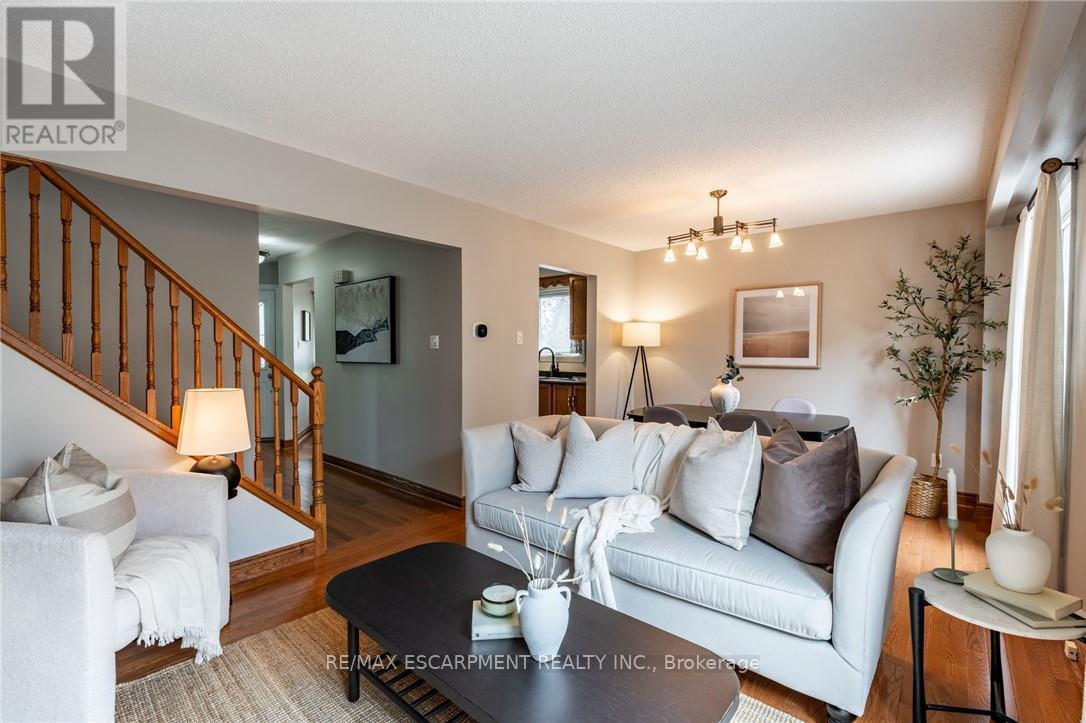 1141 Montgomery Drive, Oakville (Ga Glen Abbey), Ontario  L6M 1E9 - Photo 17 - W12160935
