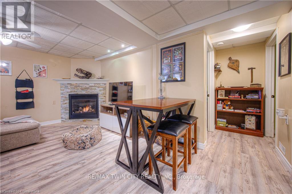 309 Christopher Drive, Cambridge, Ontario  N1P 1A1 - Photo 22 - X12160942