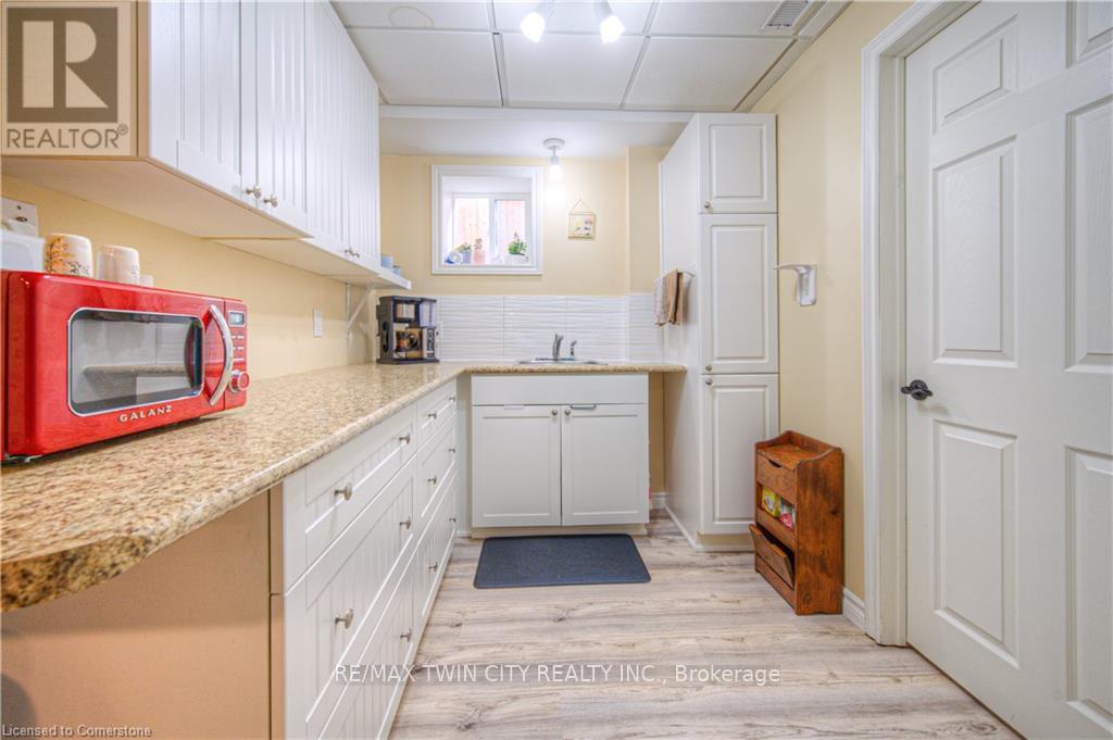 309 Christopher Drive, Cambridge, Ontario  N1P 1A1 - Photo 29 - X12160942