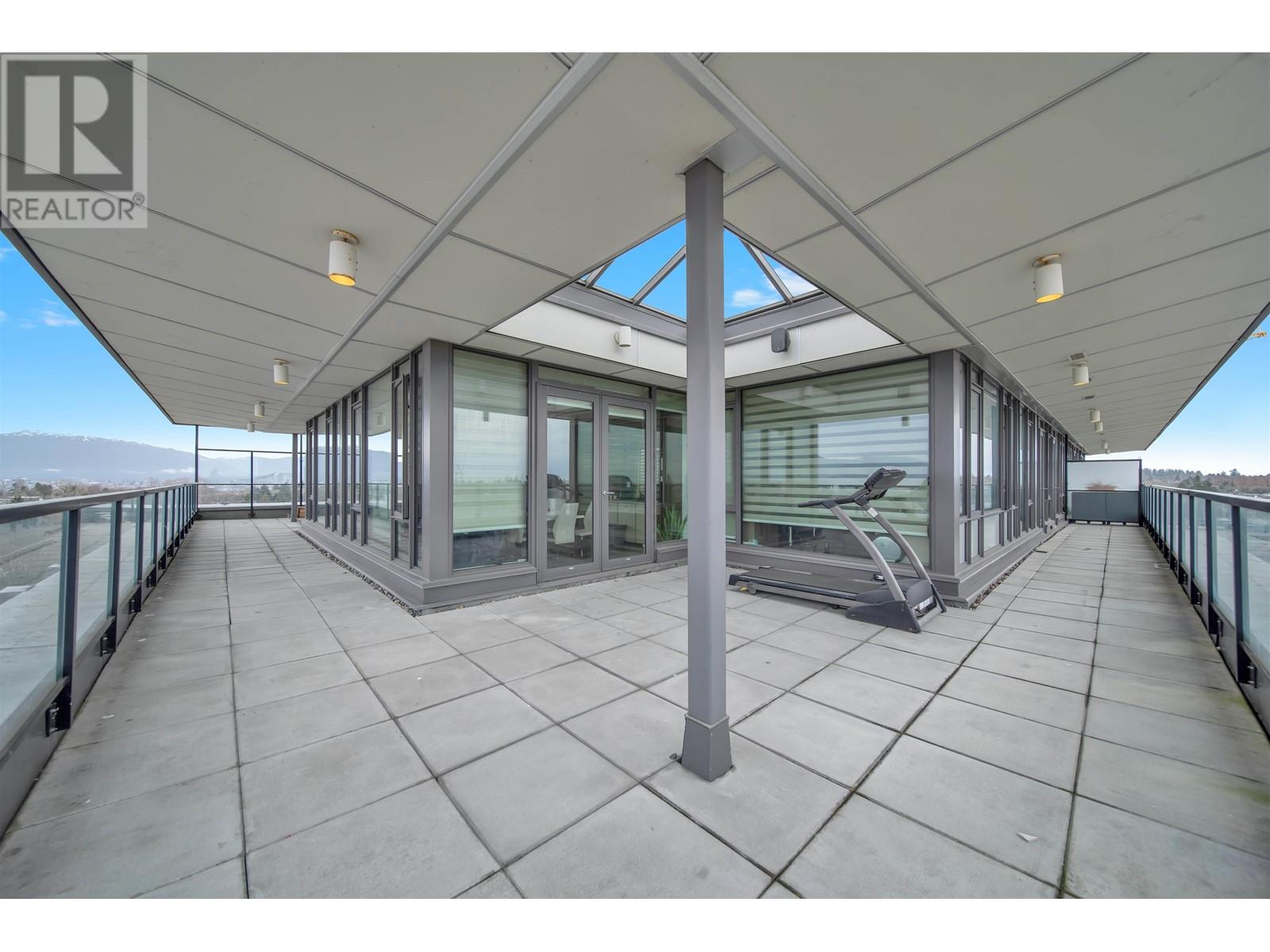 Listing Picture 26 of 32 : PH2 2689 KINGSWAY, Vancouver / 溫哥華 - 魯藝地產 Yvonne Lu Group - MLS Medallion Club Member