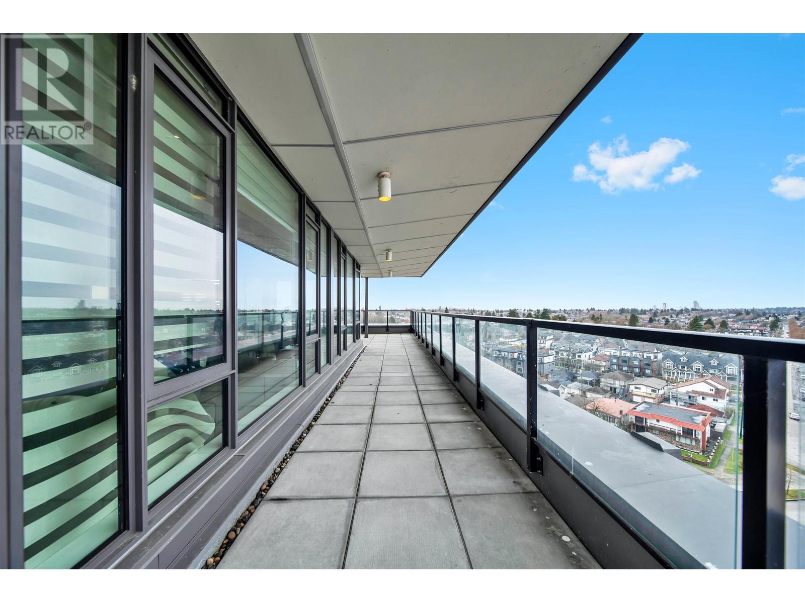 Listing Picture 24 of 32 : PH2 2689 KINGSWAY, Vancouver / 溫哥華 - 魯藝地產 Yvonne Lu Group - MLS Medallion Club Member