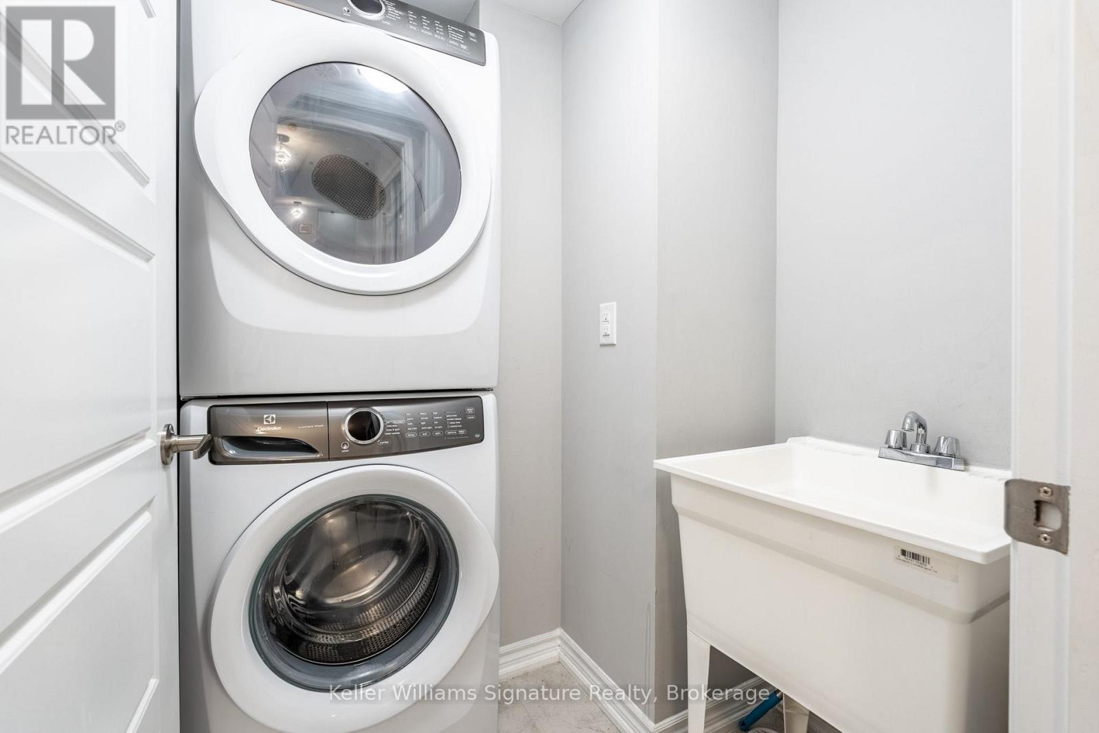 14 - 1222 Rose Way, Milton, Ontario  L9E 1P2 - Photo 7 - W12160994