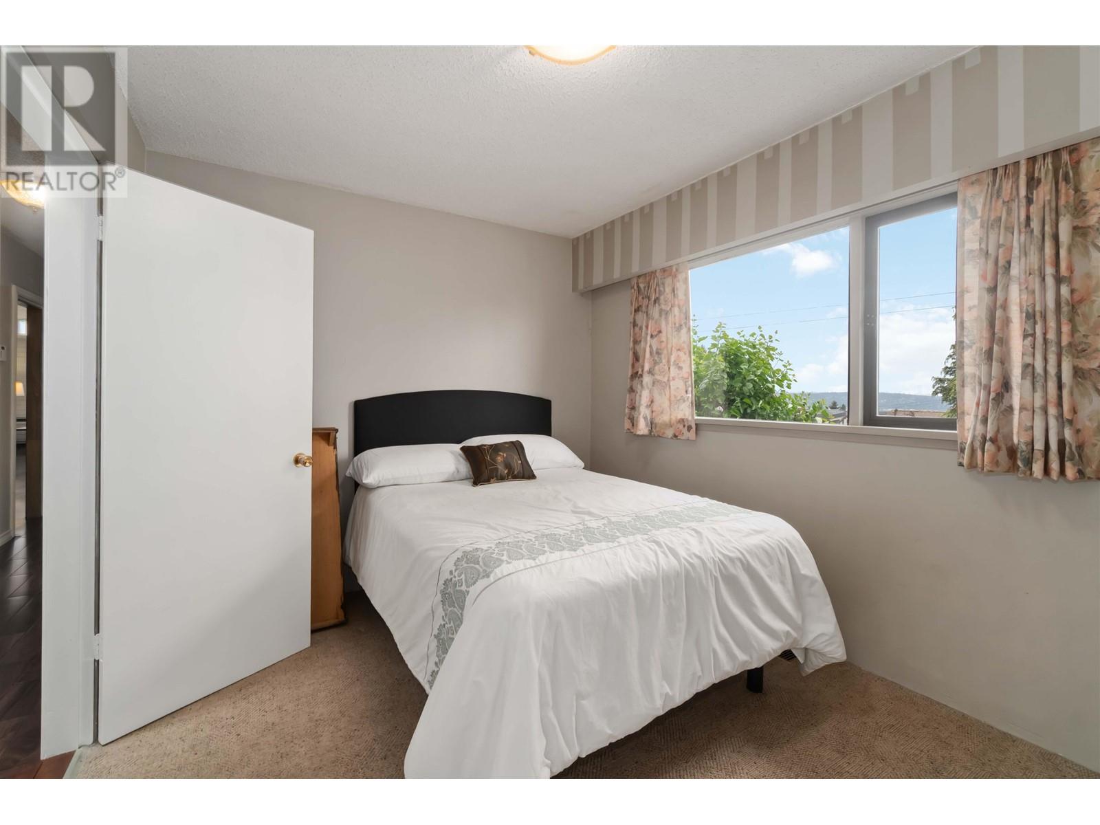 944 Stewart Avenue, Coquitlam, British Columbia  V3K 2N6 - Photo 20 - R3005026