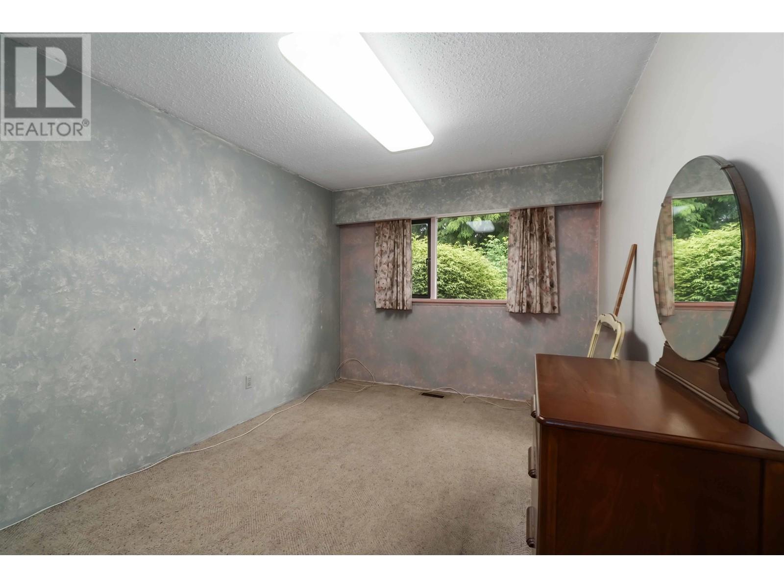 944 Stewart Avenue, Coquitlam, British Columbia  V3K 2N6 - Photo 17 - R3005026