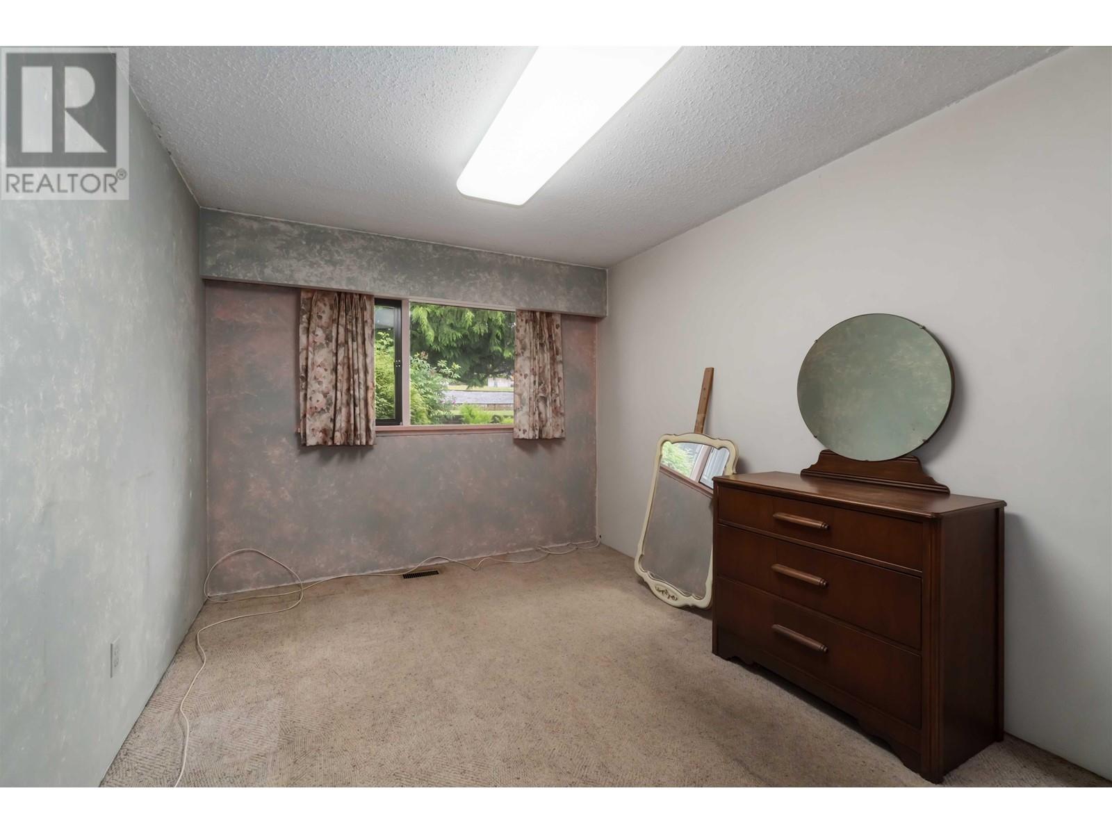 944 Stewart Avenue, Coquitlam, British Columbia  V3K 2N6 - Photo 15 - R3005026