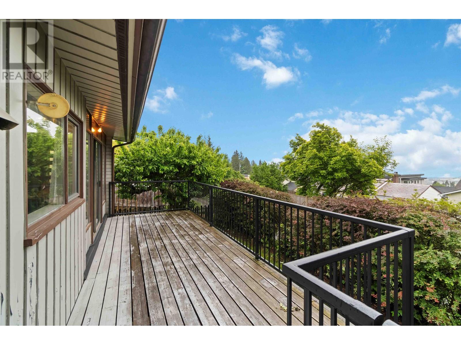 944 Stewart Avenue, Coquitlam, British Columbia  V3K 2N6 - Photo 32 - R3005026