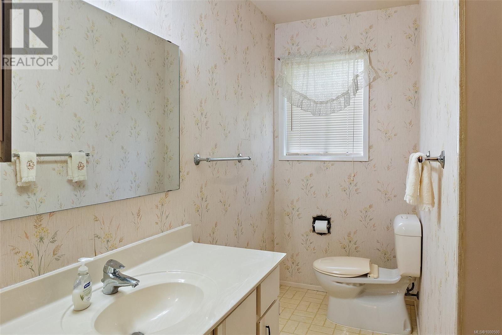 10327 Bowerbank Rd, Sidney, British Columbia  V8L 3L2 - Photo 23 - 1000500