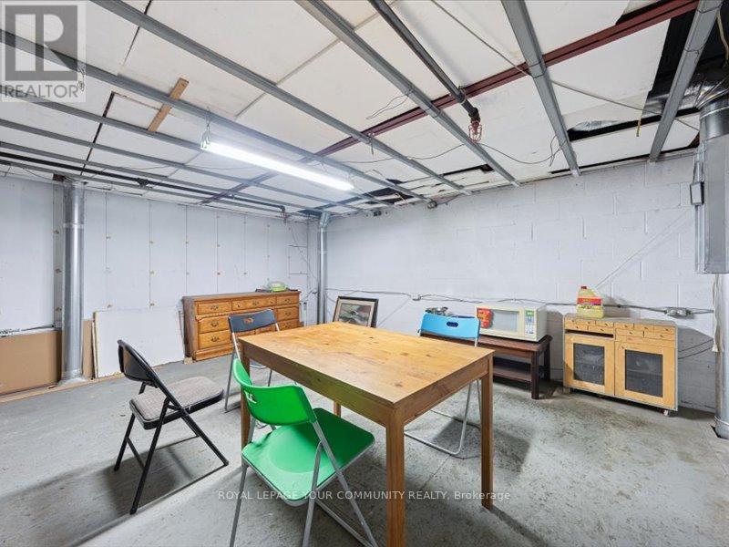 16 - 101 Toro Road N, Toronto, Ontario  M6J 2Z1 - Photo 27 - W12114998