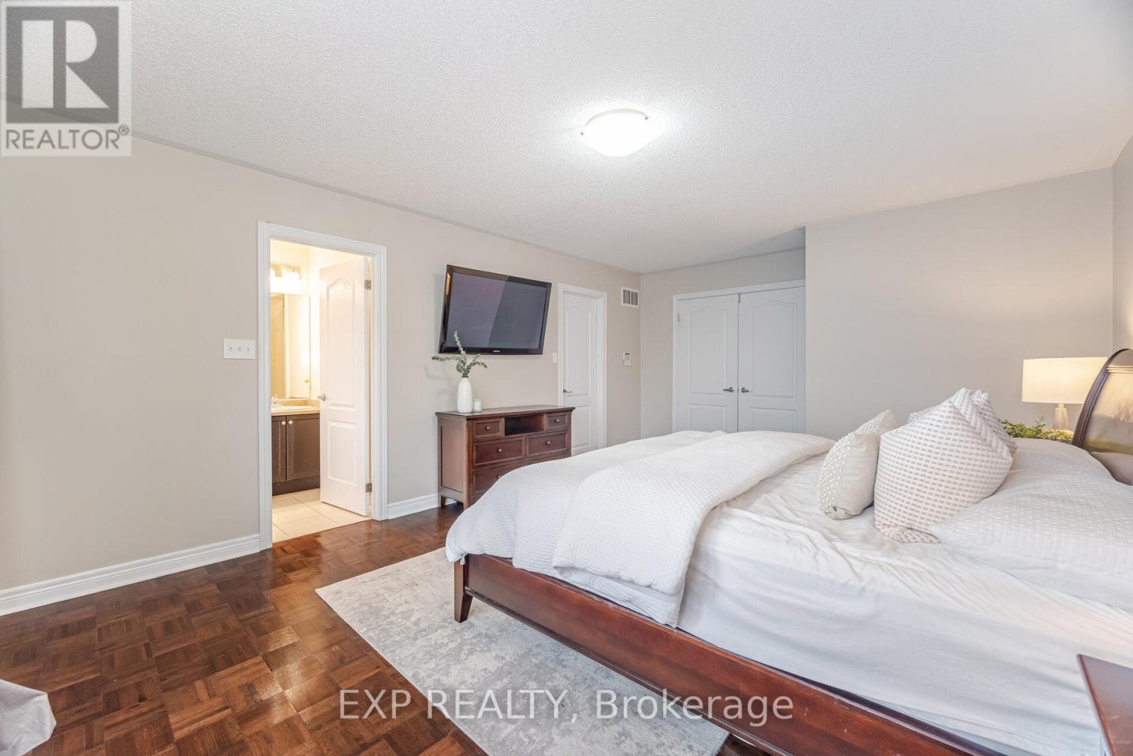 245 Worthview Drive, Vaughan (West Woodbridge), Ontario  L4H 0H5 - Photo 25 - N12160954