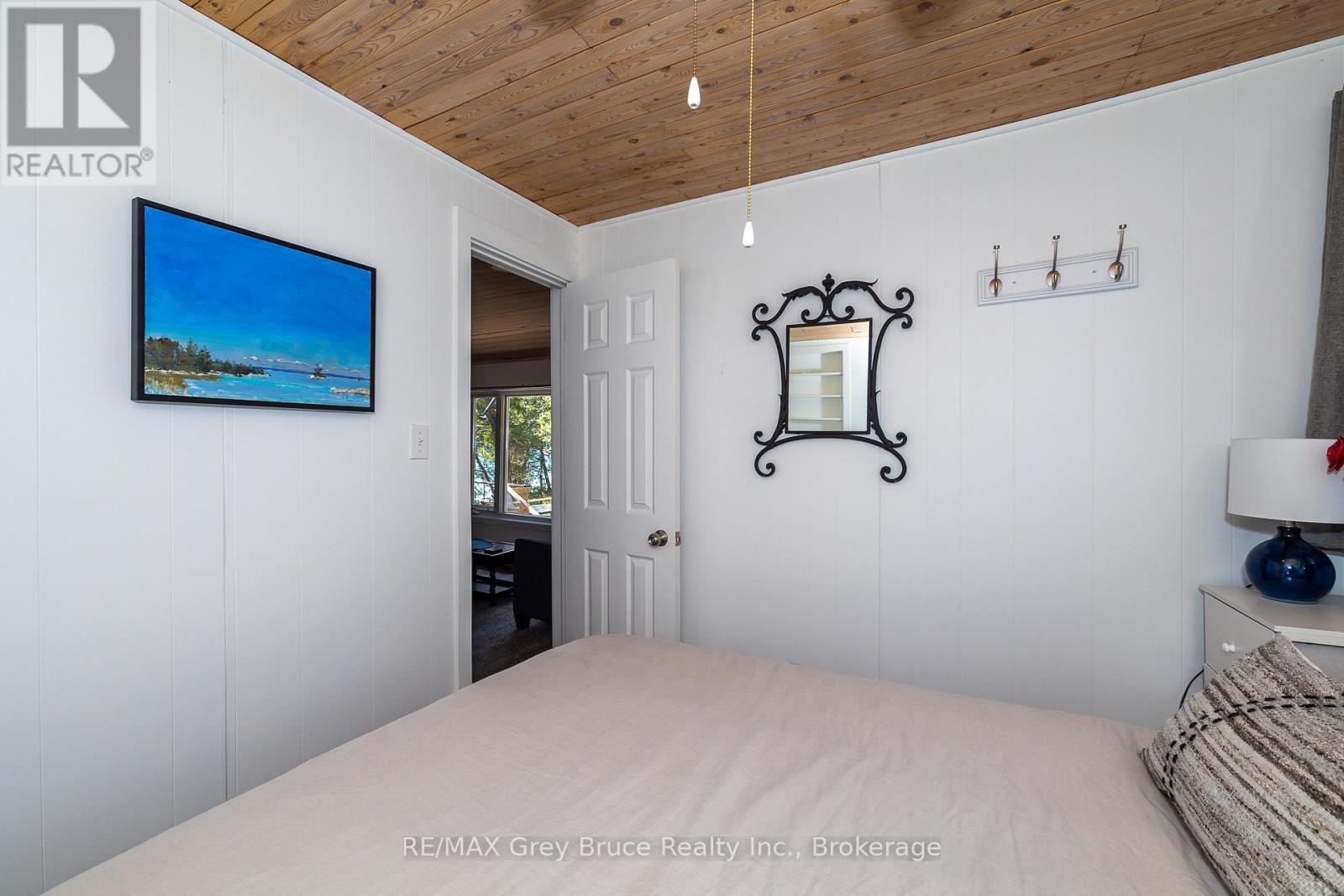 725 Bruce Road 13 Road, Native Leased Lands, Ontario  N0H 2L0 - Photo 15 - X12138886