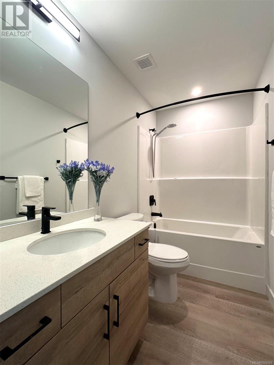 210 2465 Gateway Rd, Langford, British Columbia  V9B 6R1 - Photo 4 - 1000509