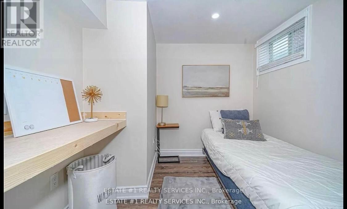 84 Simmons Boulevard, Brampton (Madoc), Ontario  L6V 3V6 - Photo 13 - W12160984