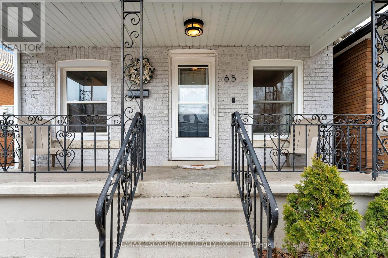65 Connaught Avenue N, Hamilton, Ontario  L8L 6Y9 - Photo 5 - X12160980