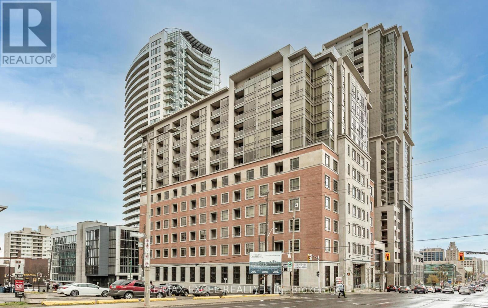 403 - 150 MAIN STREET W, hamilton (central), Ontario