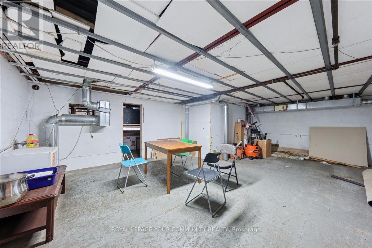16 - 101 Toro Road N, Toronto, Ontario  M6J 2Z1 - Photo 23 - W12114998