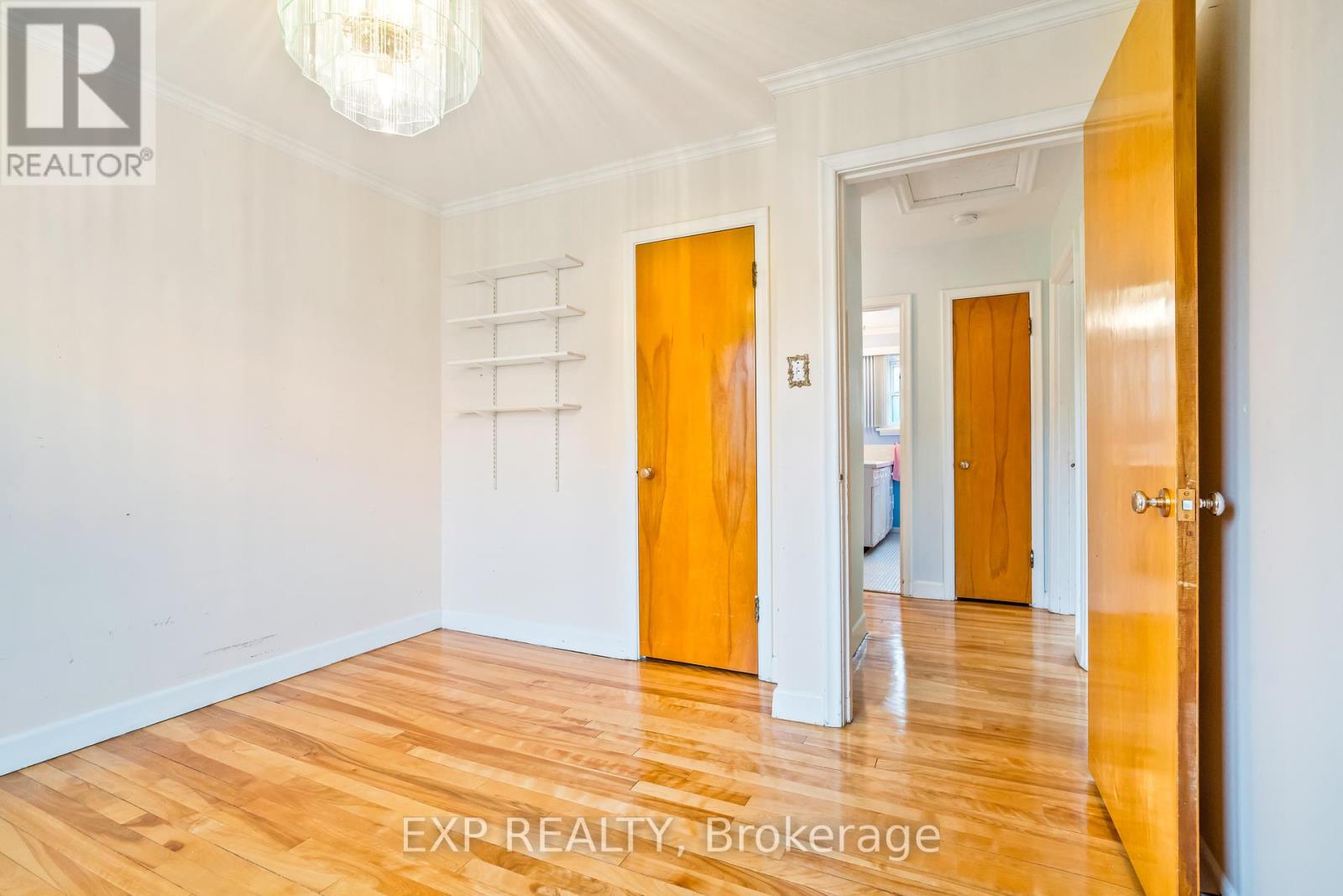 18 Brookdale Avenue, Ottawa, Ontario  K2E 6X2 - Photo 16 - X12161020