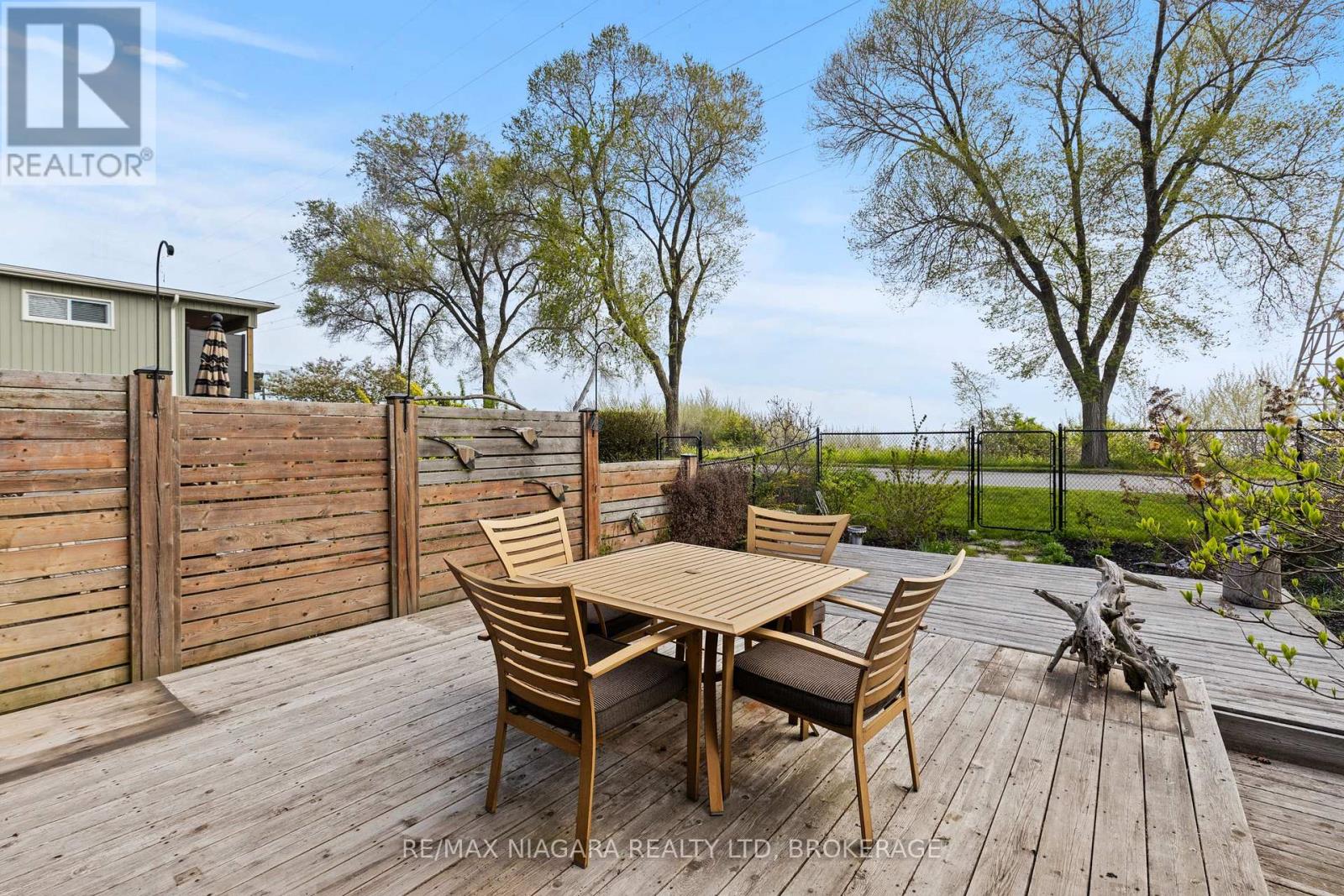 Property at 1069 BEACH BOULEVARD image 2