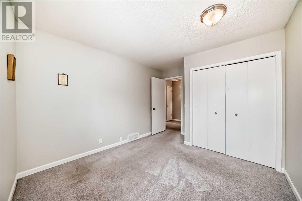 304 Hawkwood Boulevard Nw, Calgary, Alberta  T3G 2Y5 - Photo 26 - A2218292