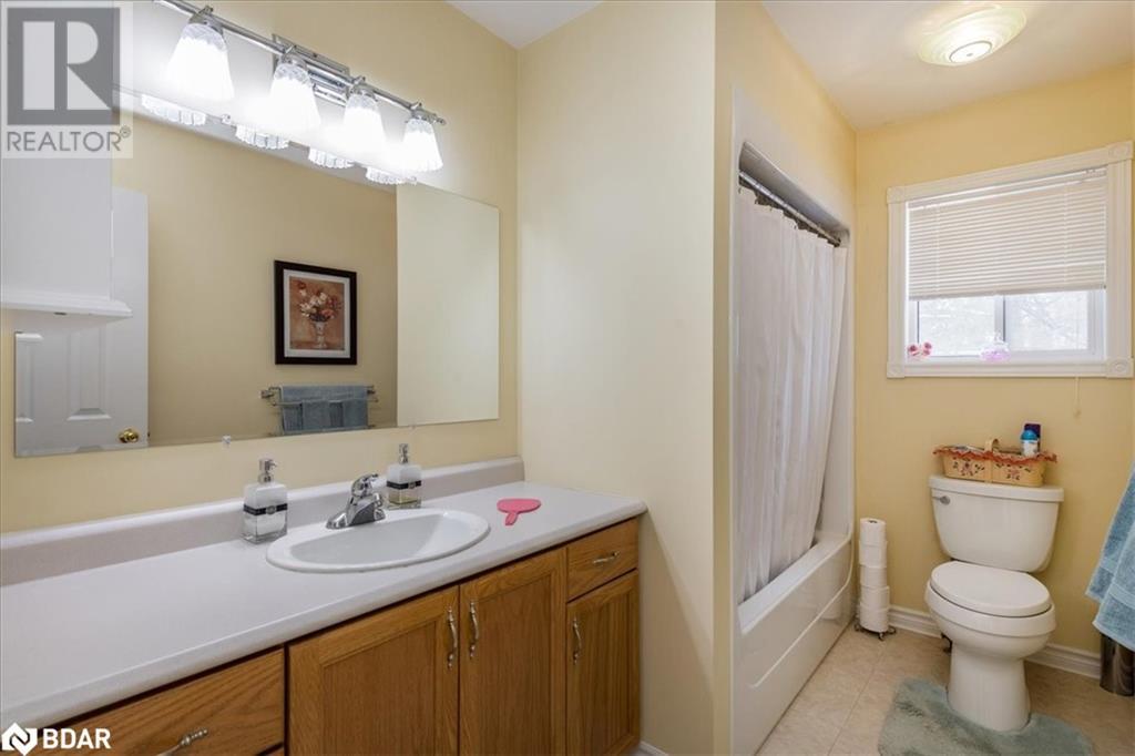 15 Lisbon Court, Wasaga Beach, Ontario  L9Z 1L2 - Photo 15 - 40698078