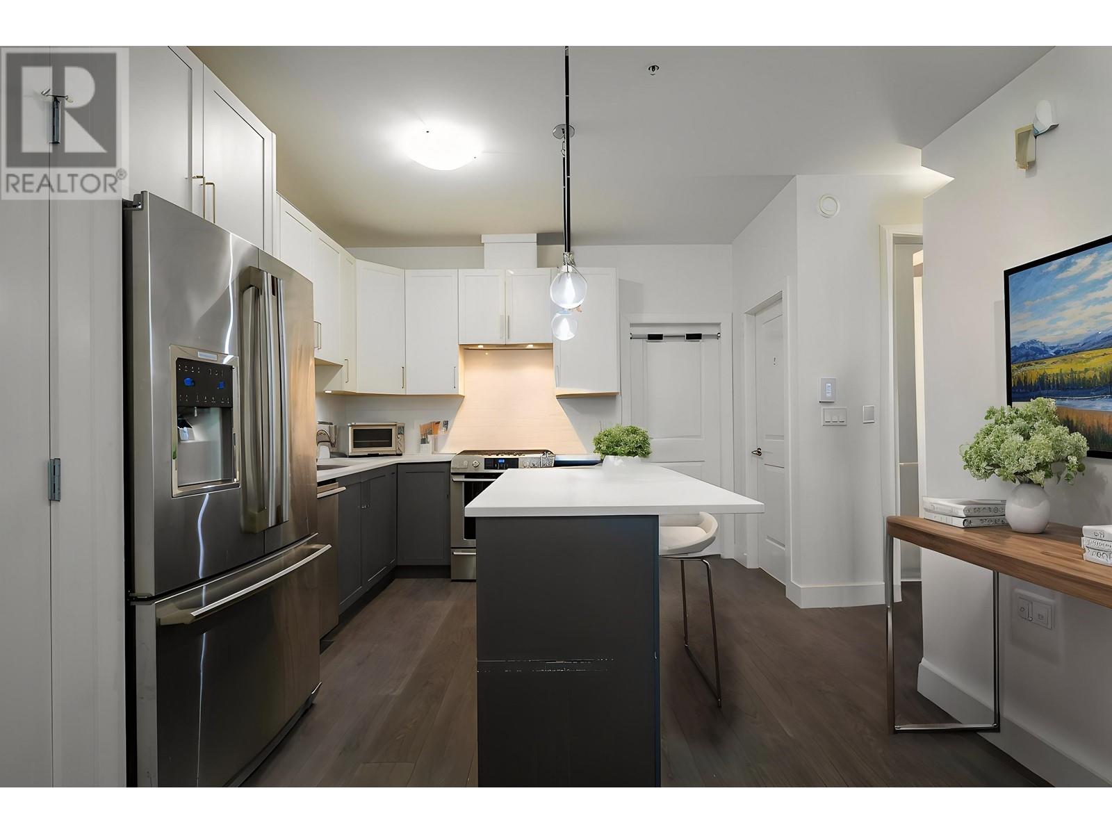 Property at 5805 WALES STREET image 4
