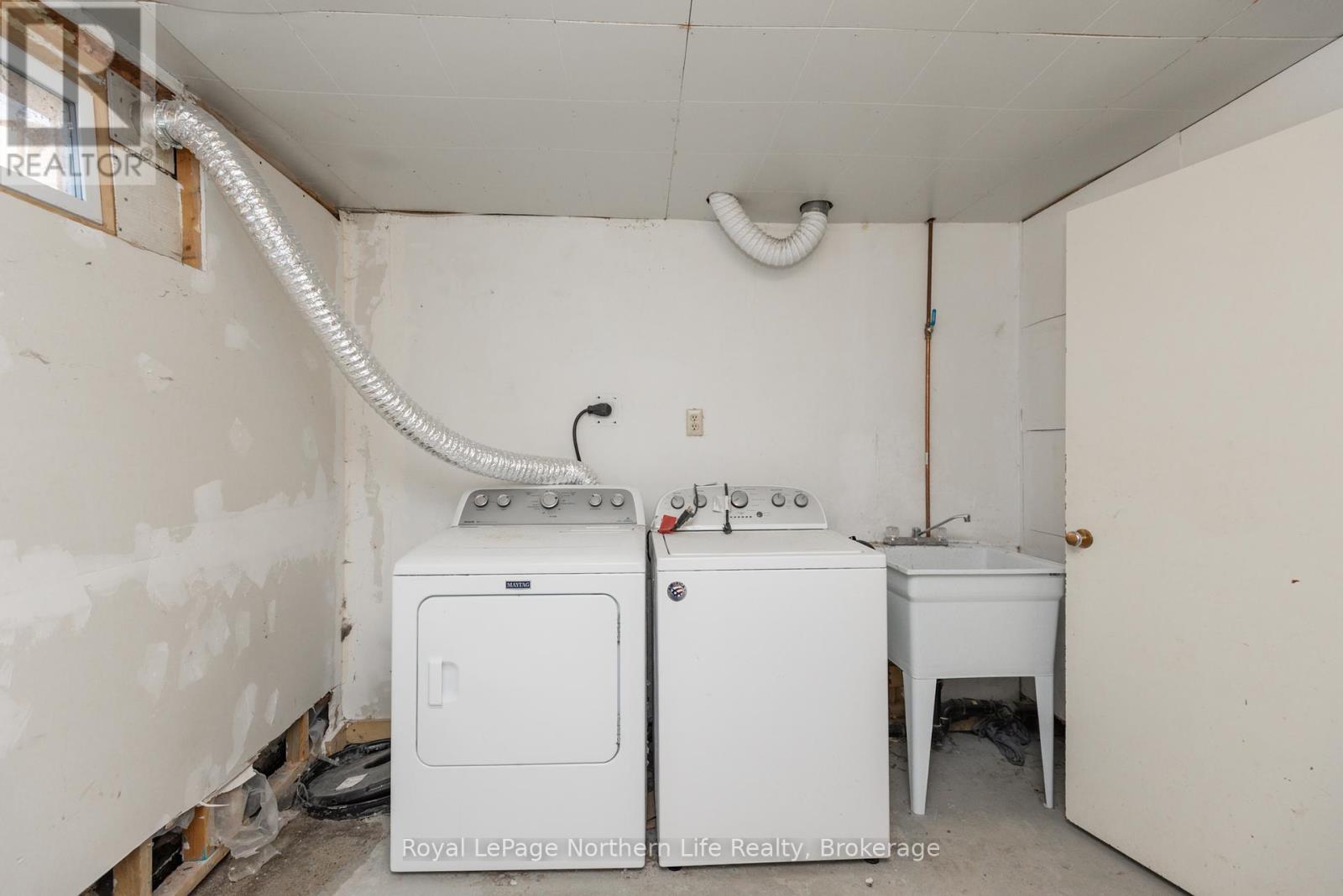 920 Lawson Street, North Bay, Ontario  P1B 3T5 - Photo 42 - X12158365