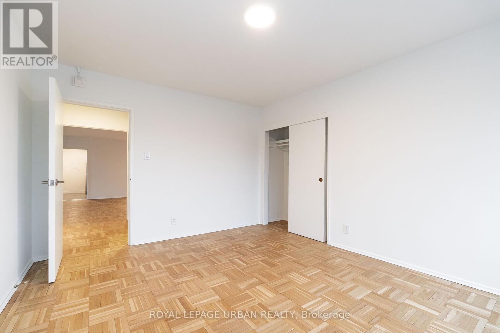 602 - 240 Oriole Parkway, Toronto (Yonge-St. Clair), Ontario  M5P 2H1 - Photo 10 - C12161007