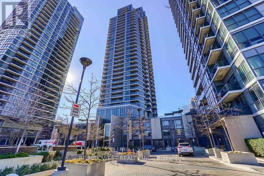 1310 - 5 VALHALLA INN ROAD, Toronto, Ontario