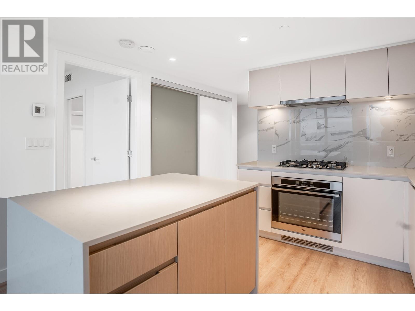 1705 1500 Fern Street, North Vancouver, British Columbia  V7J 0E6 - Photo 7 - R3004714