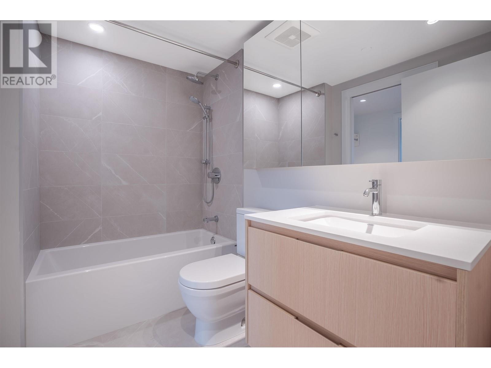 2202 1500 Fern Street, North Vancouver, British Columbia  V7J 0B6 - Photo 5 - R3004713