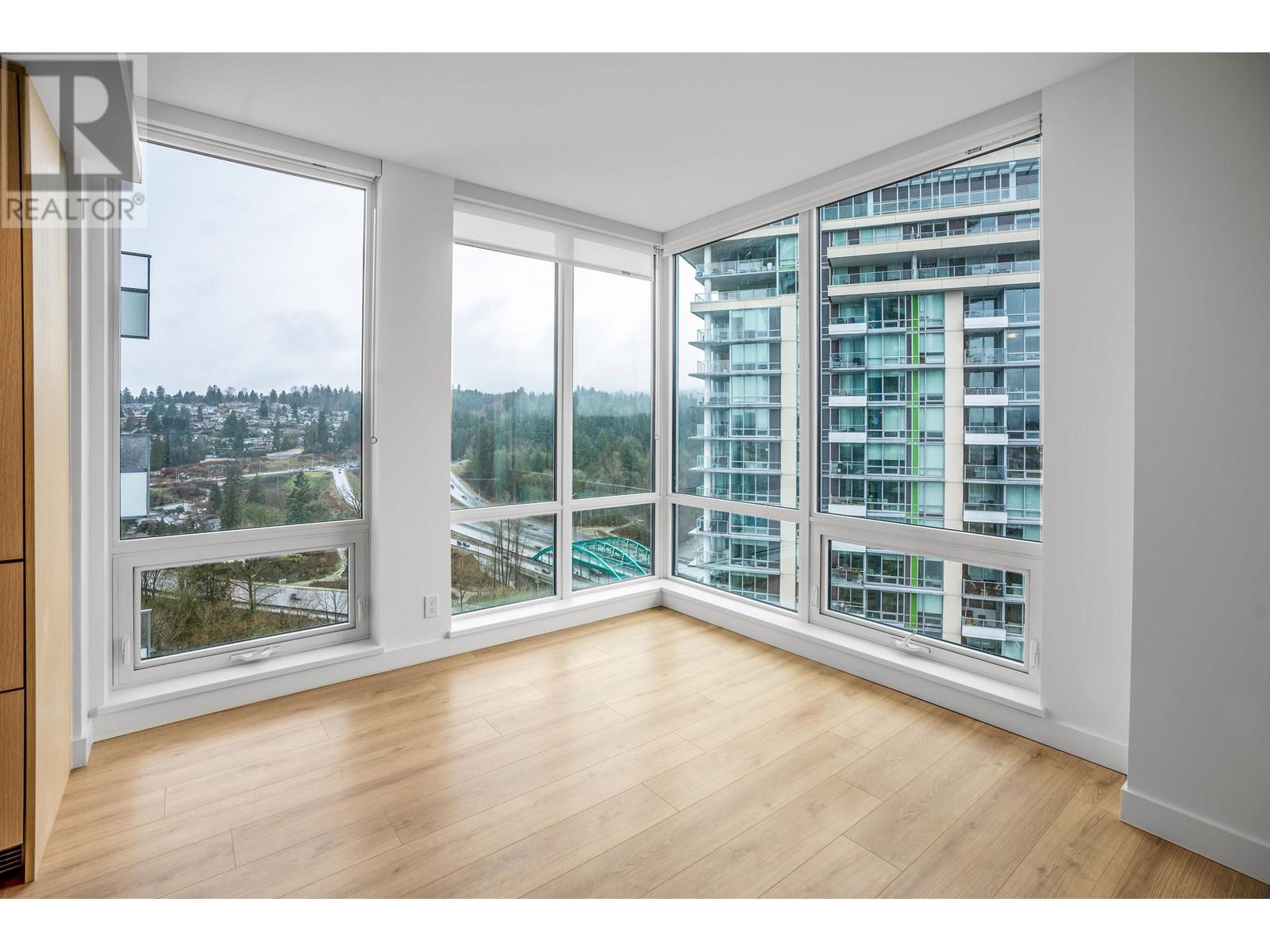 2202 1500 Fern Street, North Vancouver, British Columbia  V7J 0B6 - Photo 3 - R3004713